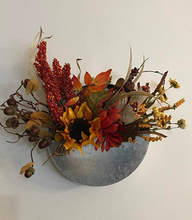 Load image into Gallery viewer, Galvanized Round Metal Wall Planter - 10&quot;